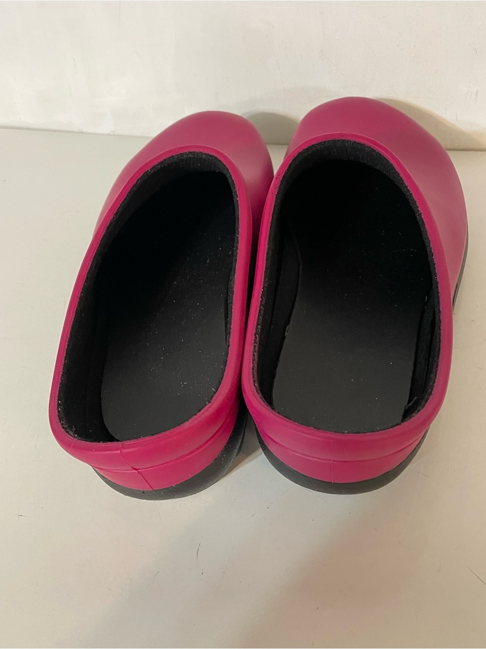 Sloggers Clogs in Raspberry - Picture 4 of 10